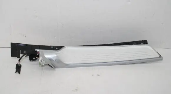 BMW 7 G11 G12 Rear door interior light 7469542