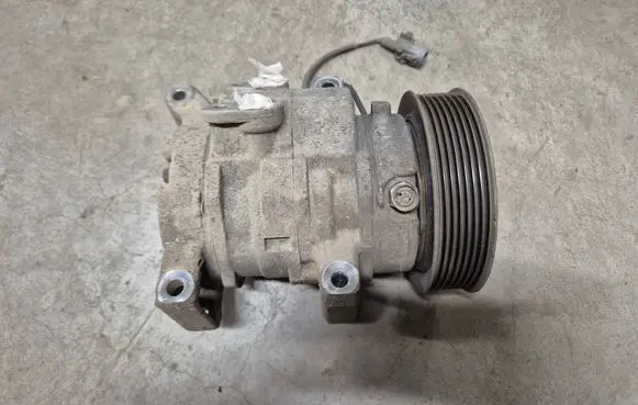 Toyota Hilux (AN10, AN20, AN30) Air conditioning (A/C) compressor (pump) 4472802310