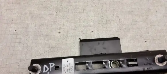 Ford Focus ST Seat belt adjustment rail 616773300B AM51611C46AC 616842801