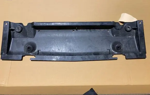 Front bumper skid plate/under tray