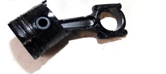 Piston with connecting rod