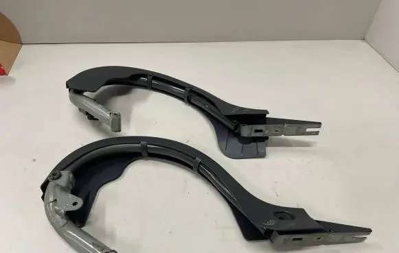 Mercedes-Benz C W204 Tailgate/trunk/boot hinge A2047500128 A2047500228