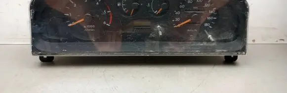 Nissan Terrano Speedometer (instrument cluster) 24810 210687 7F017
