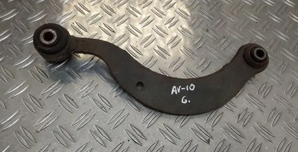 Toyota Avensis T270 Rear control arm