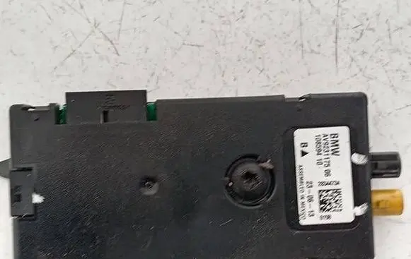 Antenna control unit