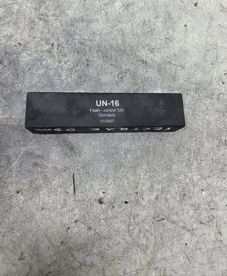 Opel Vectra C Tow bar relay 