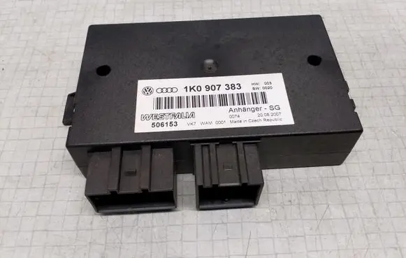 Volkswagen PASSAT B6 Tow bar trailer control unit/module 1K0907383