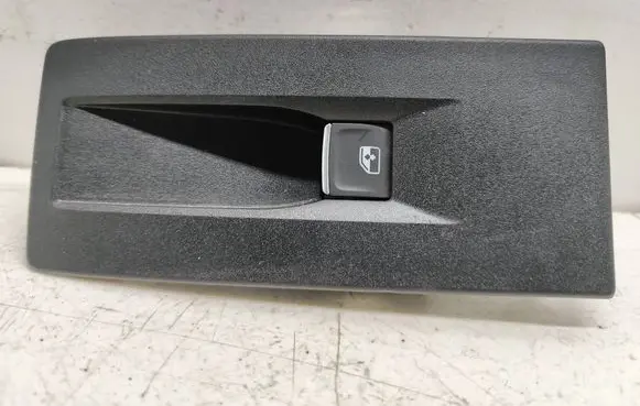 Volkswagen Crafter Other front door trim element 7C0868247