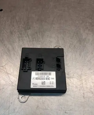 Mercedes-Benz E W211 Comfort/convenience module 2115452132 00007112A5041100