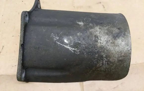 Audi A4 S4 B6 8E 8H Other front suspension part 4D0407722
