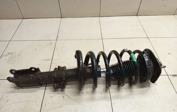 Volvo XC90 Front shock absorber with coil spring