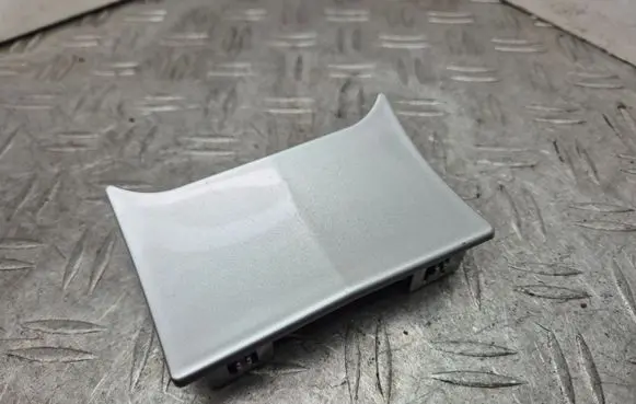 Chrysler Crossfire Car ashtray trim A1936891008