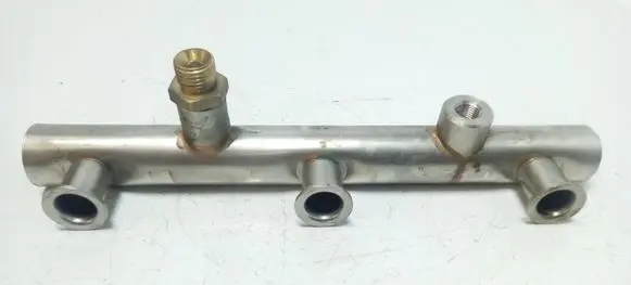 Audi A4 S4 B8 8K Fuel main line pipe 06E130089D