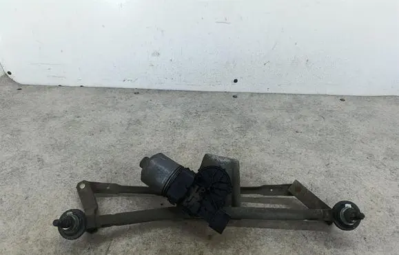 Peugeot 206+ Front wiper linkage 