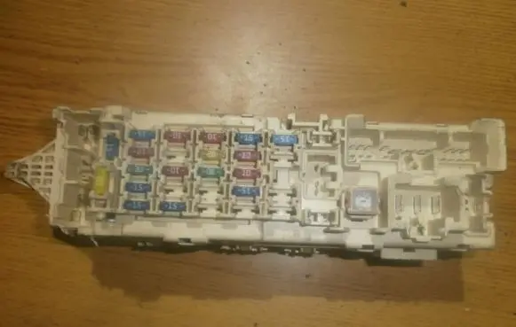 Mazda 626 Fuse box set