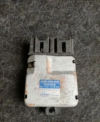 Lexus IS 200-300 Heater blower motor/fan resistor 8716522050