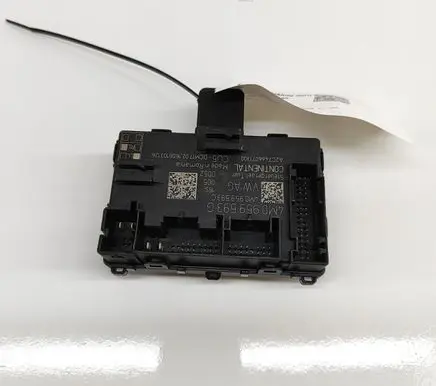 Audi Q7 4M Door control unit/module 4M0959593G 4M0959593C