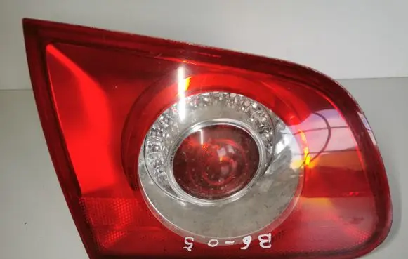 Volkswagen PASSAT B6 Tailgate rear/tail lights 3C9945093