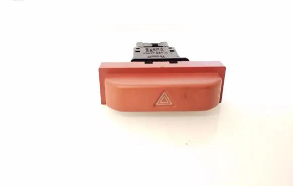 Nissan X-Trail T30 Hazard light switch 06016