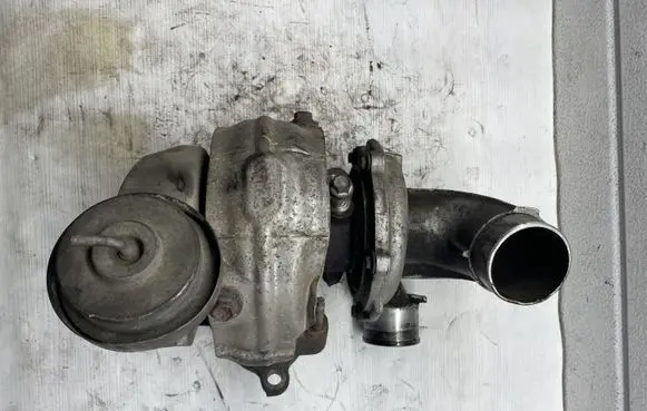Toyota Avensis Verso Turbo 0A0466