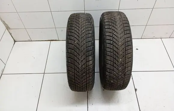 Toyota Yaris R15 winter tire 18560r15 GOODYEAR