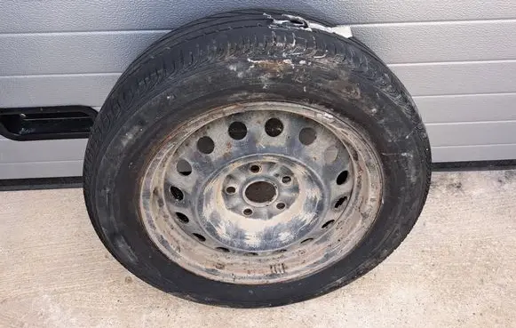 Toyota Avensis T270 R16 spare wheel 