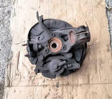 Skoda Karoq Front wheel hub