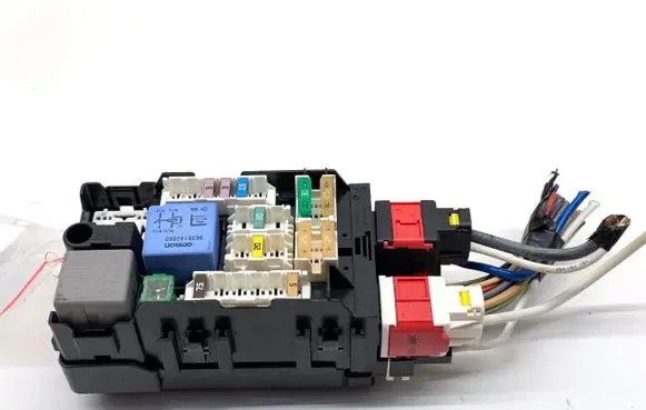 Peugeot 508 Fuse box set 9665492680