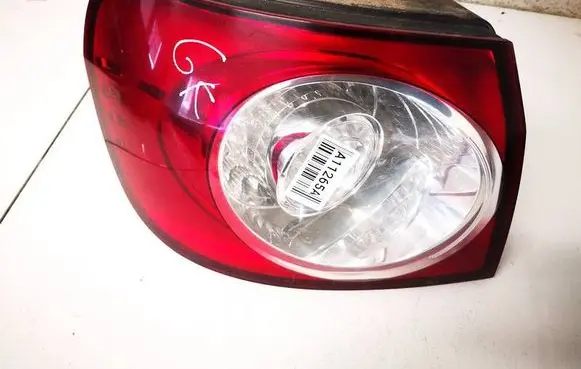 Volkswagen Golf Plus Rear/tail lights 5M0945095M