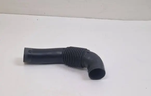 Citroen DS3 Air intake duct part 9684813780