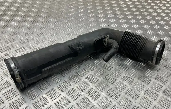 Volvo V40 Intercooler hose/pipe 31338661