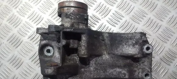 Volkswagen Polo Engine mounting bracket 030145169h