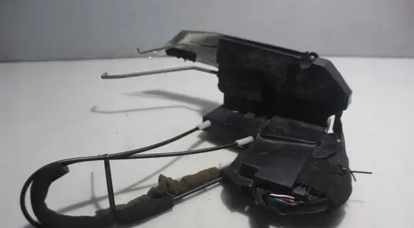 Mazda CX-7 Front door lock