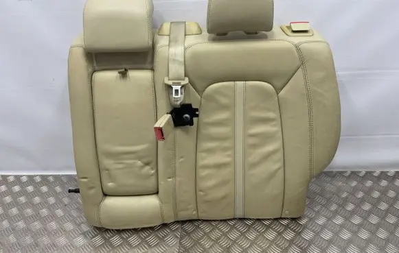 Lincoln MKZ II Rear seat 