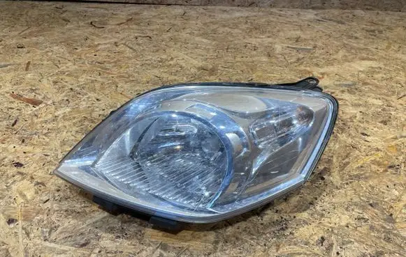 Fiat Fiorino Headlight/headlamp 0520868420E S2502P076