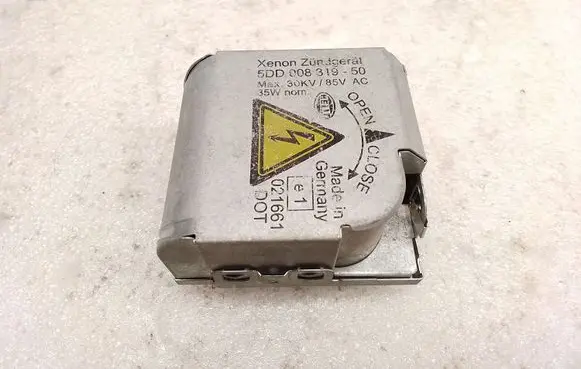 BMW X5 E53 Headlight ballast module Xenon 5DD00831950
