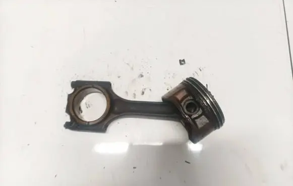 Volvo S60 Piston with connecting rod
