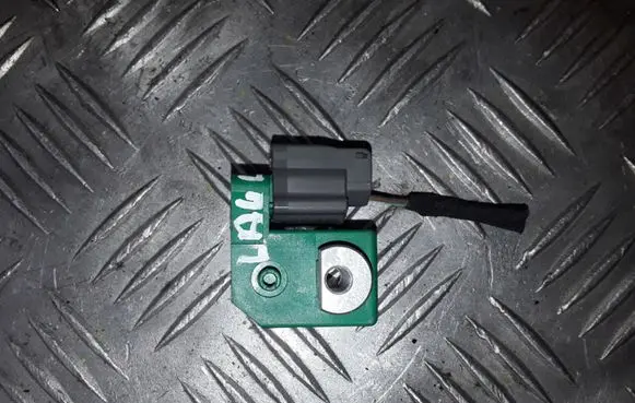 Renault Laguna III Airbag deployment crash/impact sensor NOCODE