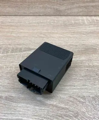Mercedes-Benz Vito Viano W638 Coolant fan relay 0165452432 05041000