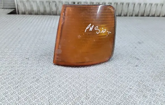 Volkswagen PASSAT B3 Front indicator light 357953049