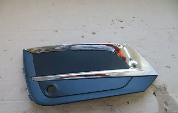 Volvo XC60 Front bumper lower grill 31449212