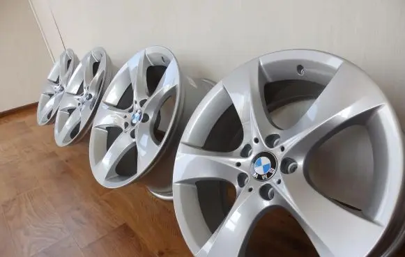 R19 alloy rim