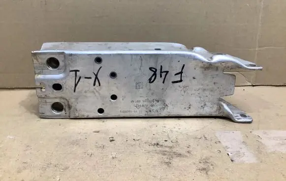 BMW X1 F48 F49 Front bumper support beam 7406385 511110031013
