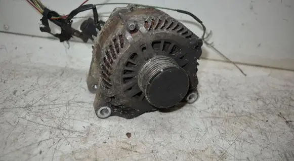Citroen C4 I Picasso Generator/alternator 9654752880