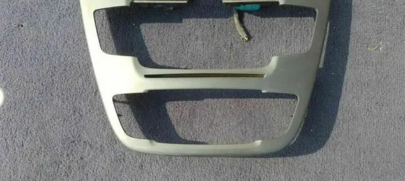 Opel Insignia A Radio/GPS head unit trim 13273253
