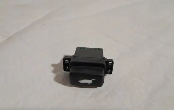 Honda Jazz IV GR Tailgate/trunk/boot open switch M56499M5649999