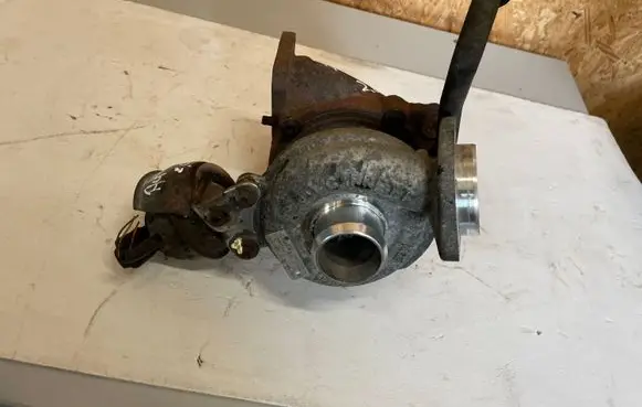 Audi A4 S4 B8 8K Turbo 03L145721A
