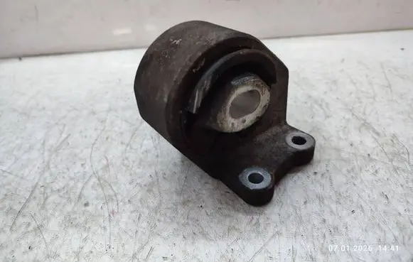 Land Rover Discovery 4 - LR4 Gearbox mount 4618099231
