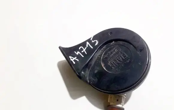 Peugeot 406 Horn signal e335717 a73345