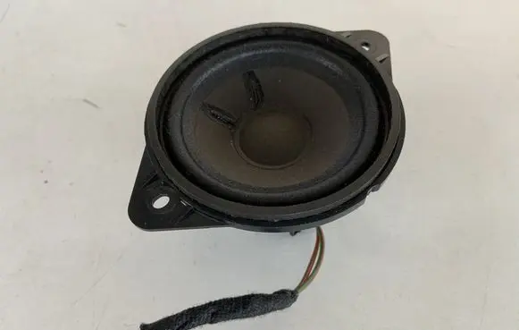 Audi Q7 4L Panel speaker 4F0035412B